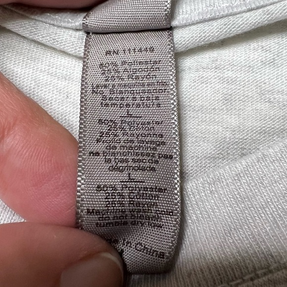 NWOT Little Big Town Tornado Gold Foil Graphic T-Shirt Women’s Sz L XL - Picture 7 of 9